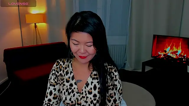 BeckySunday online show from October 2025 05:55:02 AM