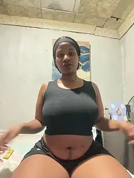 Snapshot of MissBubbles04 chatting on November 2025 08:02:01 PM MissBubbles04 online show from November 2025 08:02:01 PM