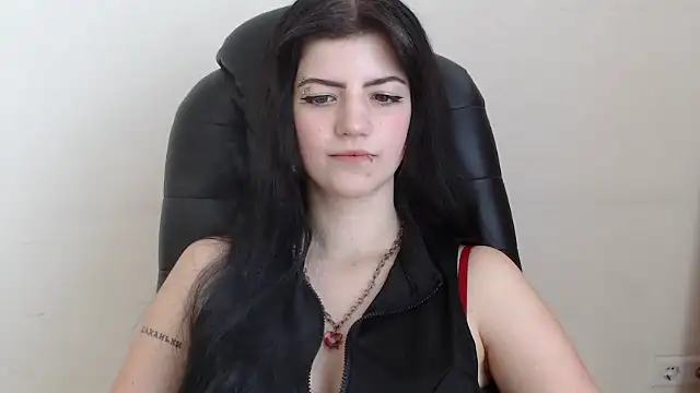 Miamoora online show from October 2025 07:32:02 AM