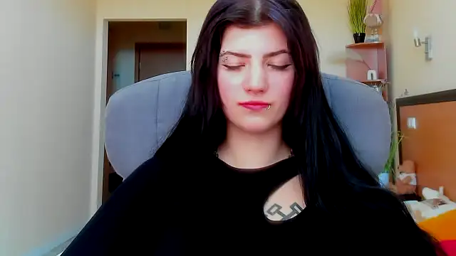 Miamoora online show from October 2025 08:22:02 AM