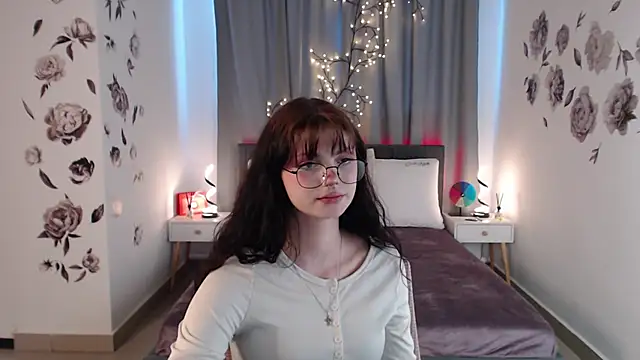 MileyRood online show from November 2025 11:31:02 PM