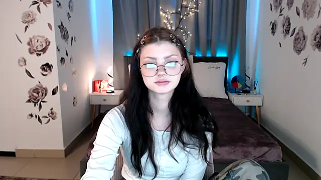 MileyRood online show from November 2025 01:05:02 AM