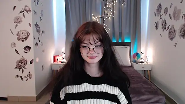 MileyRood online show from November 2025 01:21:02 AM