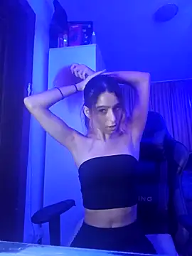 YuriXo online show from November 2025 04:57:01 AM