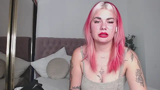 Naughty kittyy1 online show from October 2025 08:43:02 PM