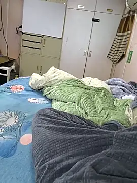 Snapshot of han515319 chatting on February 2026 01:11:01 PM han515319 online show from February 2026 01:11:01 PM