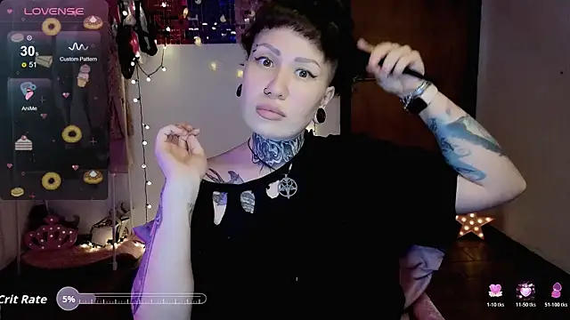 Senorita  Dakota online show from December 2025 10:21:02 PM