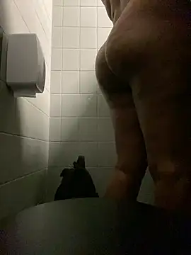 Snapshot of cariocabl chatting on February 2026 04:37:01 PM cariocabl online show from February 2026 04:37:01 PM