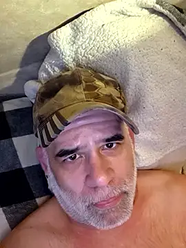 DeeBestEver online show from February 2026 06:17:02 PM