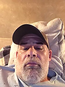 DeeBestEver online show from November 2025 07:03:01 PM