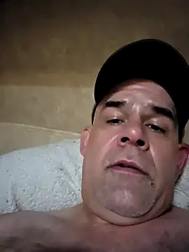 DeeBestEver online show from October 2025 12:01:02 AM