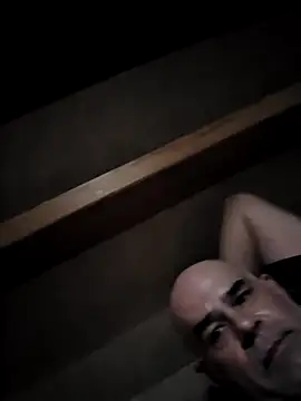 DeeBestEver online show from October 2025 03:46:02 PM