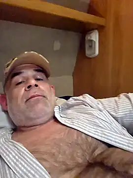 DeeBestEver online show from October 2025 08:32:02 PM