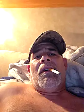 DeeBestEver online show from November 2025 04:51:02 PM