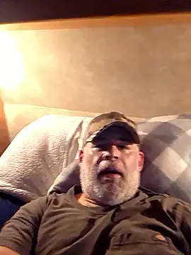 DeeBestEver online show from November 2025 12:04:02 AM