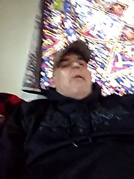 DeeBestEver online show from November 2025 04:02:02 PM