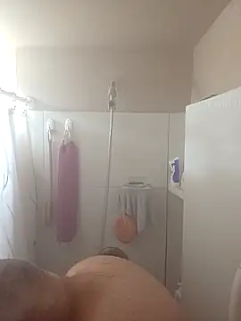 DeeBestEver online show from November 2025 02:54:02 AM