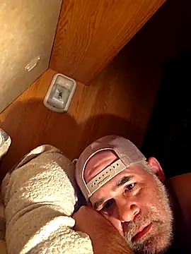 DeeBestEver online show from October 2025 01:27:02 AM