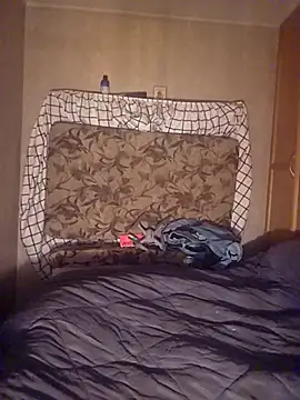 DeeBestEver online show from April 2026 10:06:01 AM