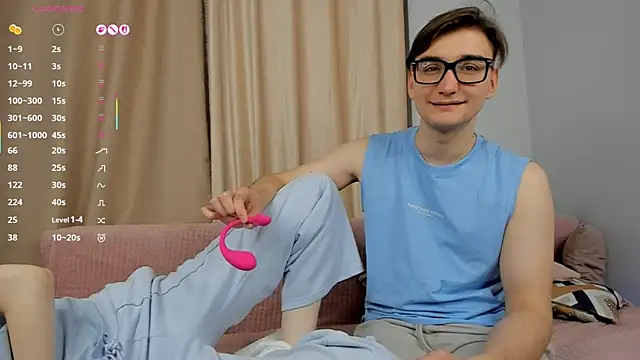 Snapshot of LoversFire chatting on October 2025 02:24:02 PM LoversFire online show from October 2025 02:24:02 PM