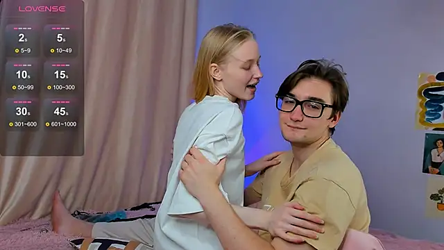 Snapshot of LoversFire chatting on October 2025 01:01:02 PM LoversFire online show from October 2025 01:01:02 PM