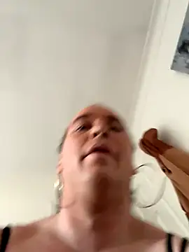 sexymell online show from December 2025 03:11:01 PM