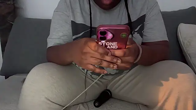 Snapshot of nanaisbackk chatting on January 2026 06:12:01 PM nanaisbackk online show from January 2026 06:12:01 PM