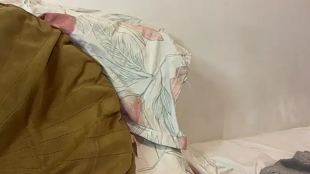 Snapshot of nanaisbackk chatting on October 2025 07:14:01 PM nanaisbackk online show from October 2025 07:14:01 PM