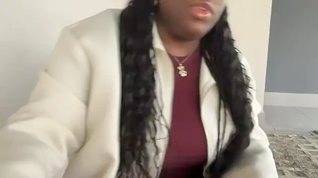 Snapshot of nanaisbackk chatting on December 2025 08:17:01 AM nanaisbackk online show from December 2025 08:17:01 AM