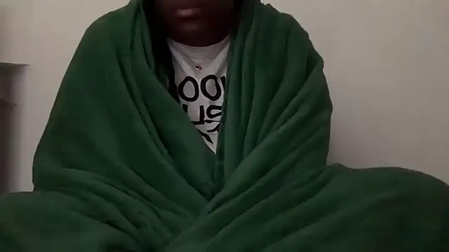 nanaisbackk online show from April 2026 09:00:02 PM