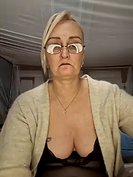 Jenny Blum online show from November 2025 05:22:01 AM