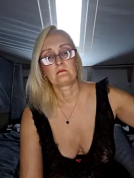 Jenny Blum online show from October 2025 08:05:02 AM