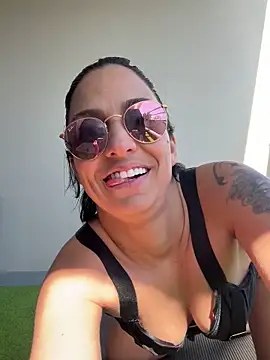 LaPetiteKim online show from March 2026 01:14:01 PM