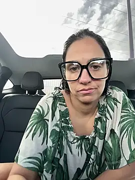 LaPetiteKim online show from March 2026 01:05:01 PM