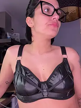 LaPetiteKim online show from March 2026 08:16:01 PM