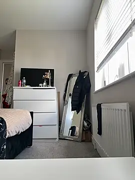 Snapshot of Victoria6989 chatting on October 2025 01:45:01 PM Victoria6989 online show from October 2025 01:45:01 PM