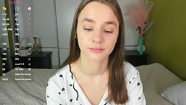 JinnyMcie online show from March 2026 09:30:02 AM