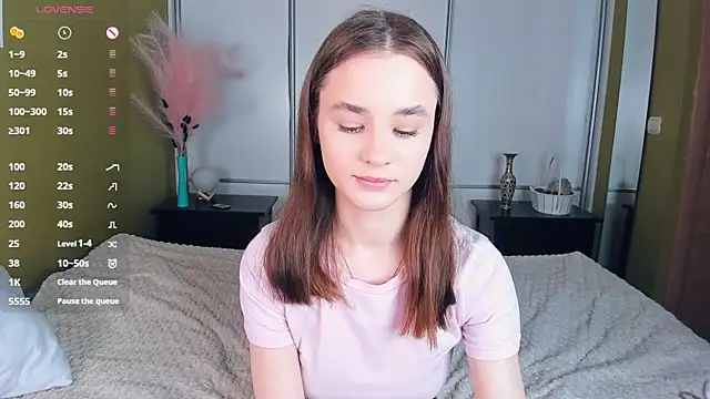 JinnyMcie online show from March 2026 10:05:01 AM