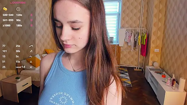 JinnyMcie online show from December 2025 11:05:01 AM