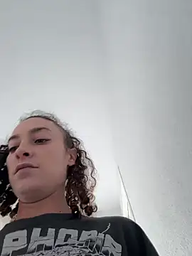 Martyca Beee online show from March 2026 04:11:01 PM