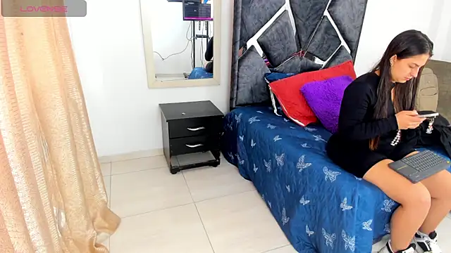 mia fox4 online show from November 2025 12:05:01 PM