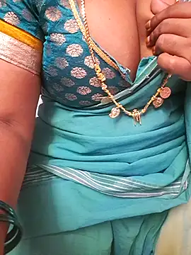 Snapshot of Tamil_Ammani chatting on May 2026 06:09:01 PM Tamil Ammani online show from May 2026 06:09:01 PM