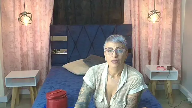 Charlotte  Gray online show from December 2025 09:34:01 PM