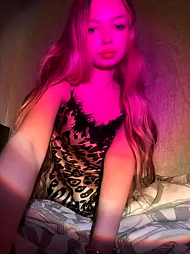  Siennaaa  online show from November 2025 09:08:02 PM