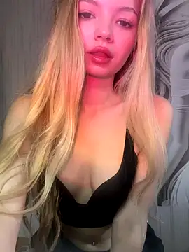  Siennaaa  online show from November 2025 12:53:01 PM