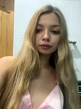  Siennaaa  online show from October 2025 10:41:02 PM