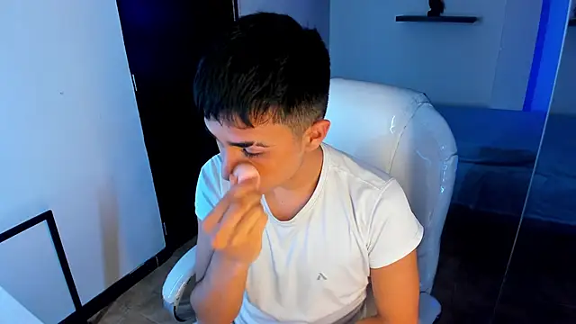 Nyko ds online show from November 2025 05:01:02 AM