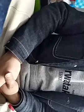 Snapshot of chougegg0214 chatting on January 2026 01:42:02 AM chougegg0214 online show from January 2026 01:42:02 AM