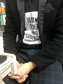 chougegg0214 online show from November 2025 11:14:01 AM