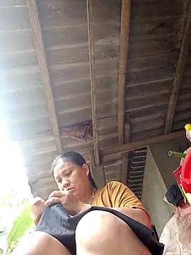 Snapshot of bae-bae chatting on October 2025 01:36:01 AM bae-bae online show from October 2025 01:36:01 AM